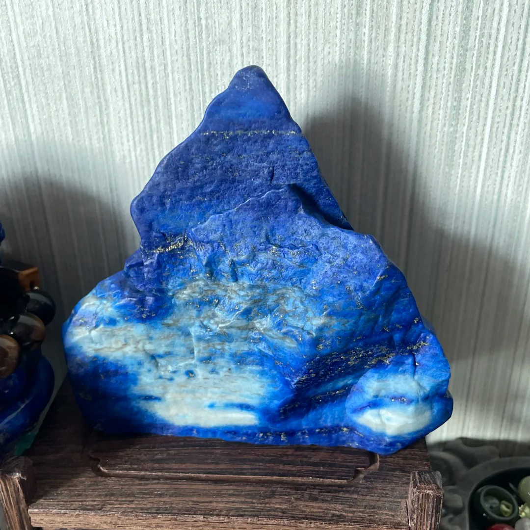 Large denim lapis lazuli piece with broad pale blue and white mineral areas